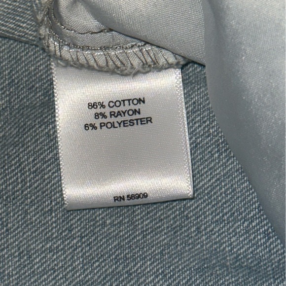 Chelsea and Violet Colorblock Patchwork Jean Skirt Blue Denim Raw Hem Size 31 - Picture 9 of 12